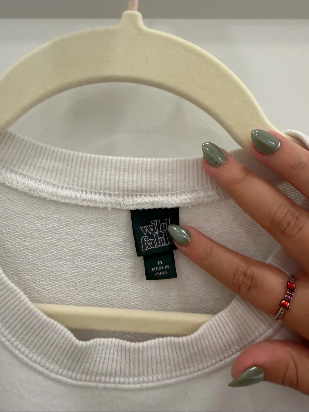 Wild Fable Amalfi Lemon Coast Graphic Sweatshirt White Oversized Crewneck Size M - Picture 3 of 4